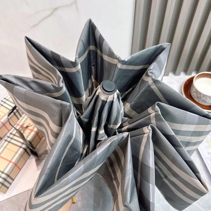 スーパーコピー バーバリー ス 傘