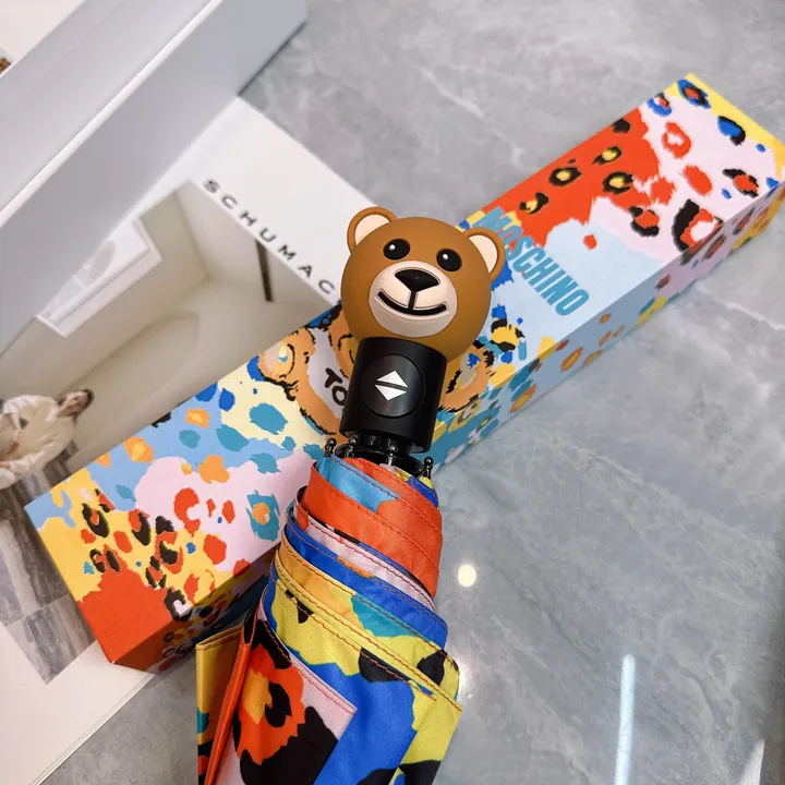 スーパーコピー カウズ 傘