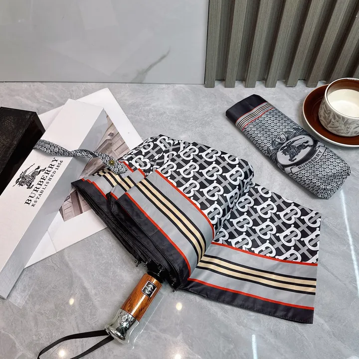 スーパーコピー バレンシアガ 傘