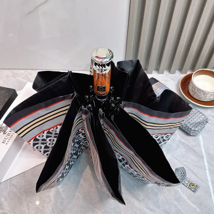 スーパーコピー バレンシアガ 傘