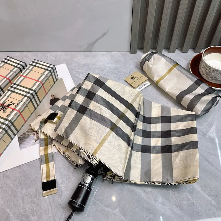 スーパーコピー バレンシアガ 傘