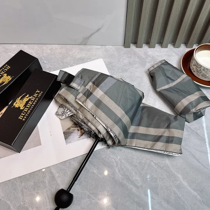 スーパーコピー バレンシアガ 傘