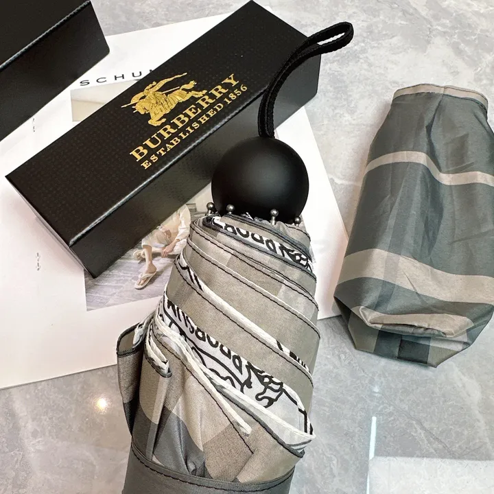 スーパーコピー バレンシアガ 傘