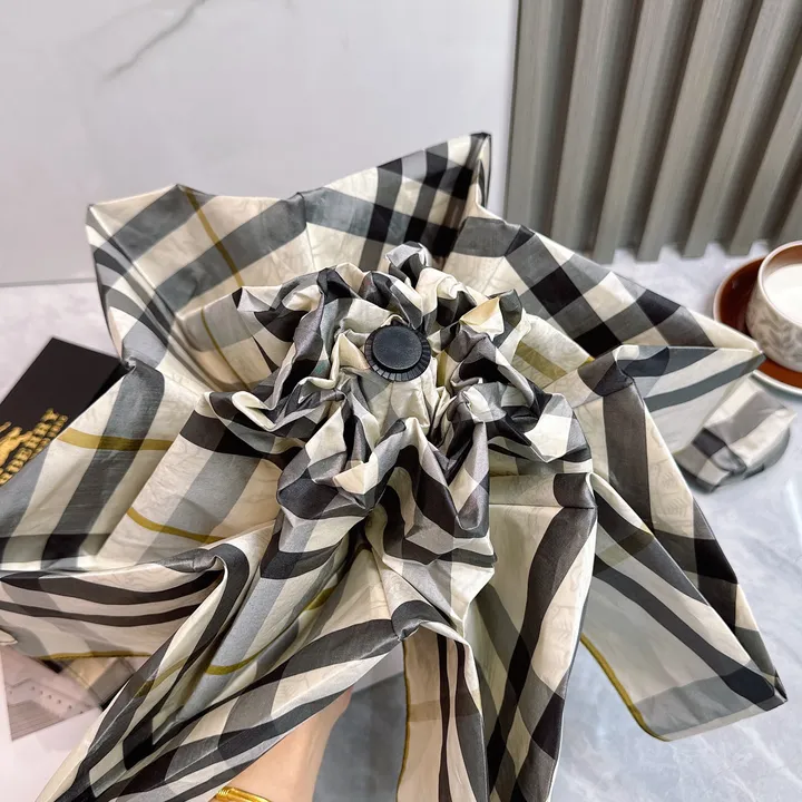 スーパーコピー バレンシアガ 傘