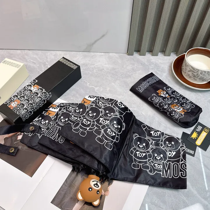 スーパーコピー カウズ 傘