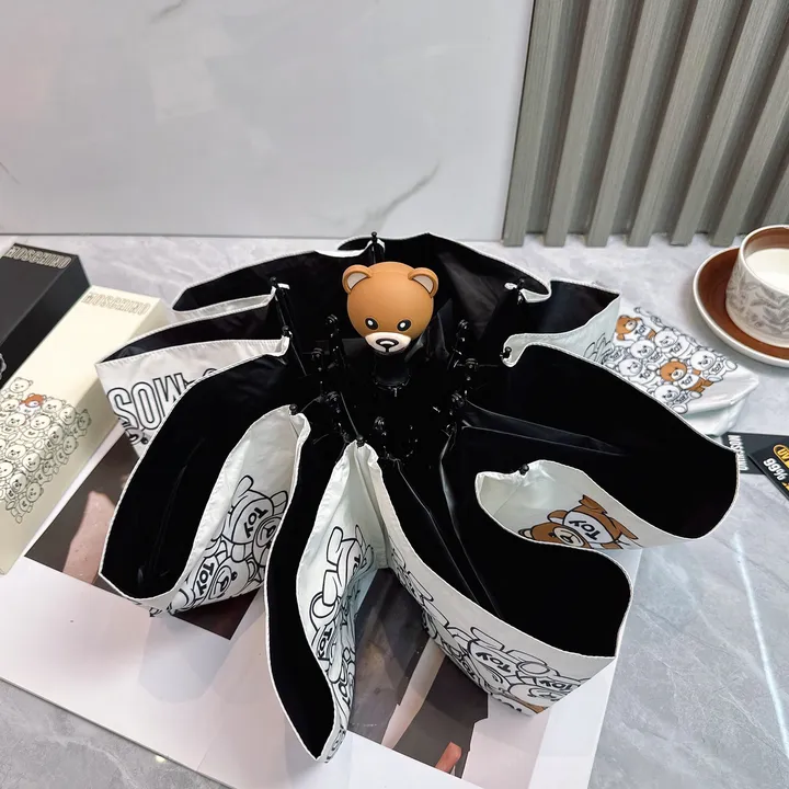 スーパーコピー カウズ 傘