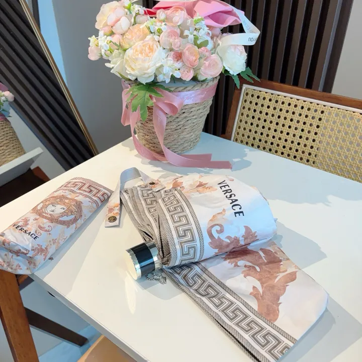 スーパーコピー ヴェルサーチ 傘