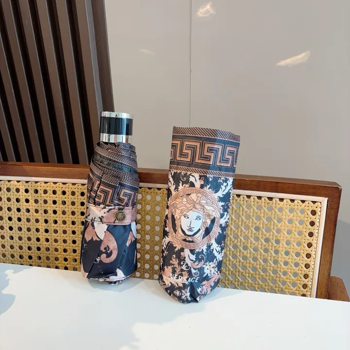 スーパーコピー ヴェルサーチ 傘