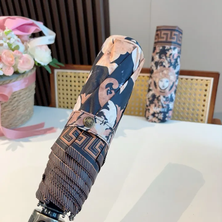 スーパーコピー ヴェルサーチ 傘