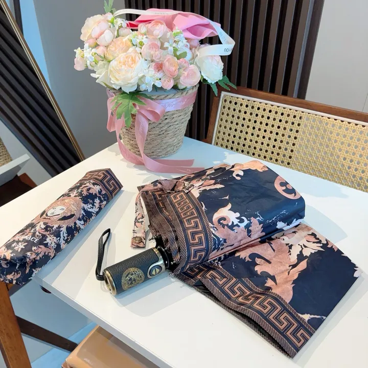 スーパーコピー ヴェルサーチ 傘