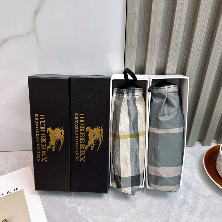 スーパーコピー バレンシアガ 傘