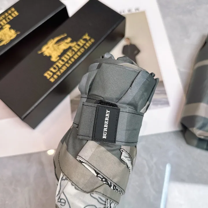 スーパーコピー バレンシアガ 傘