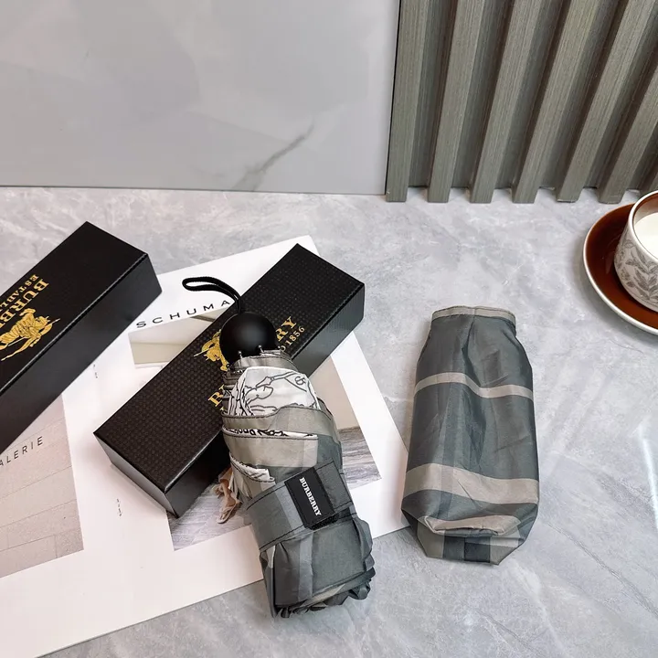 スーパーコピー バレンシアガ 傘