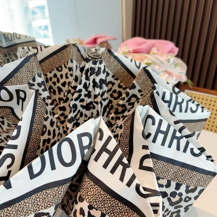 スーパーコピー ディオール 傘