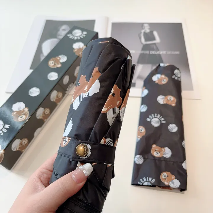 スーパーコピー カウズ 傘