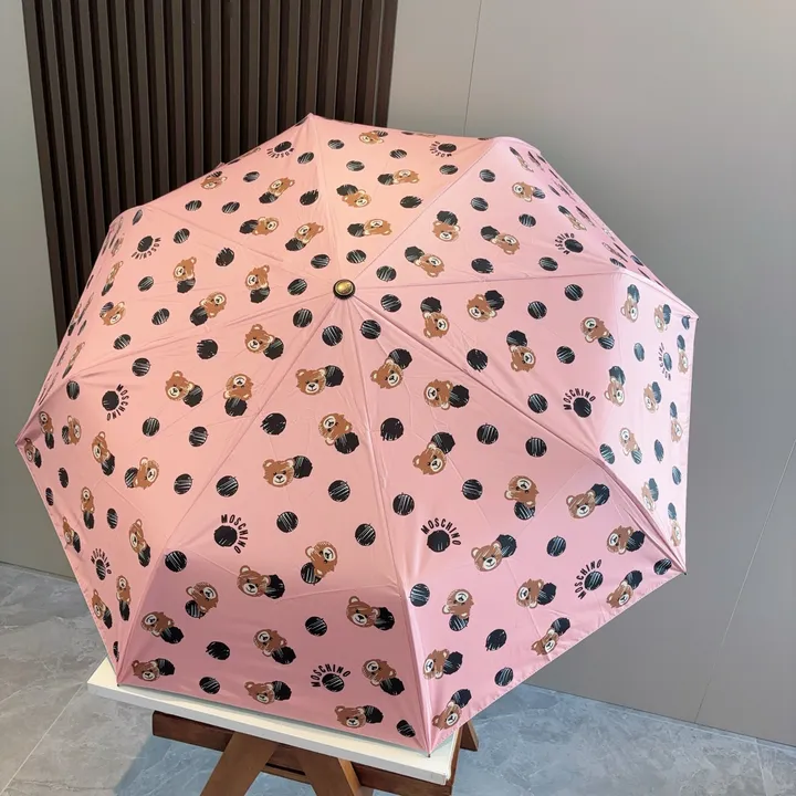 スーパーコピー カウズ 傘