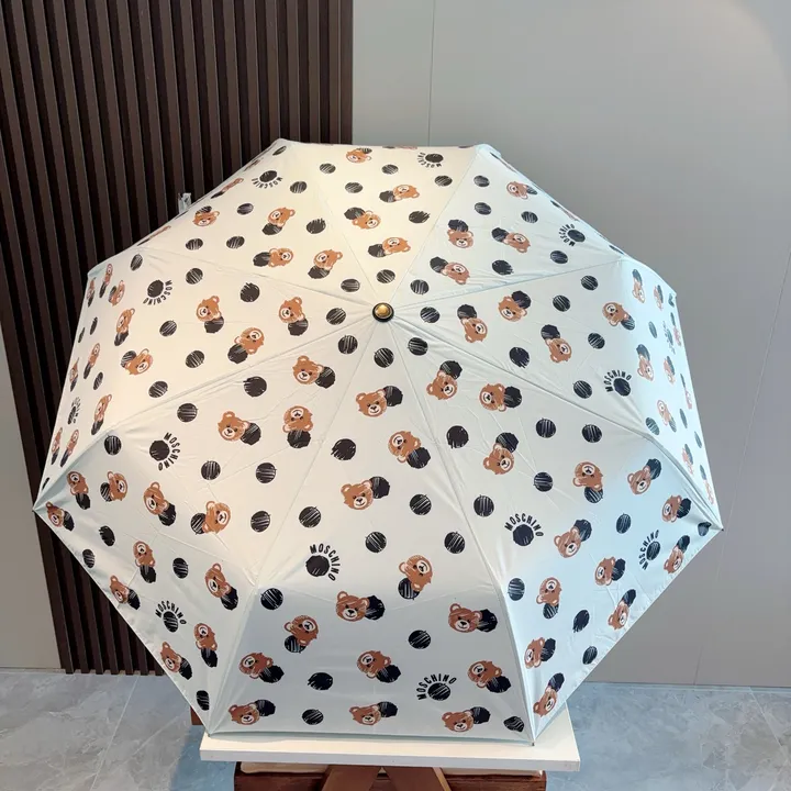 スーパーコピー カウズ 傘