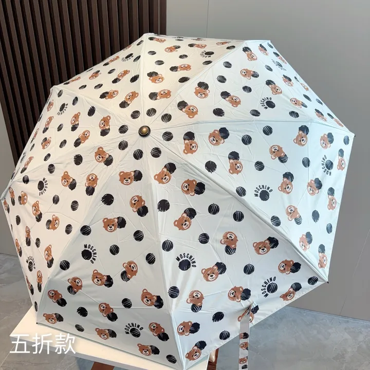 スーパーコピー カウズ 傘