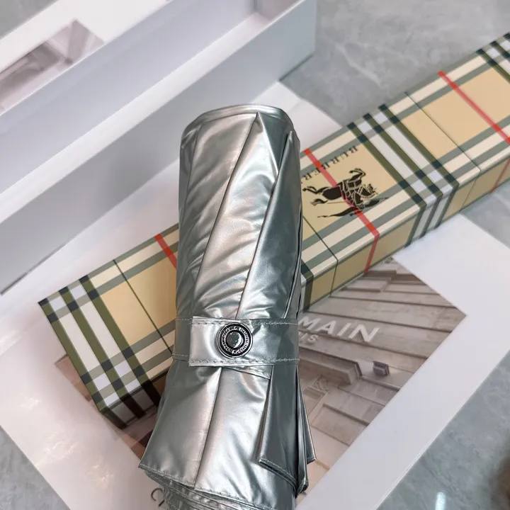 スーパーコピー バレンシアガ 傘