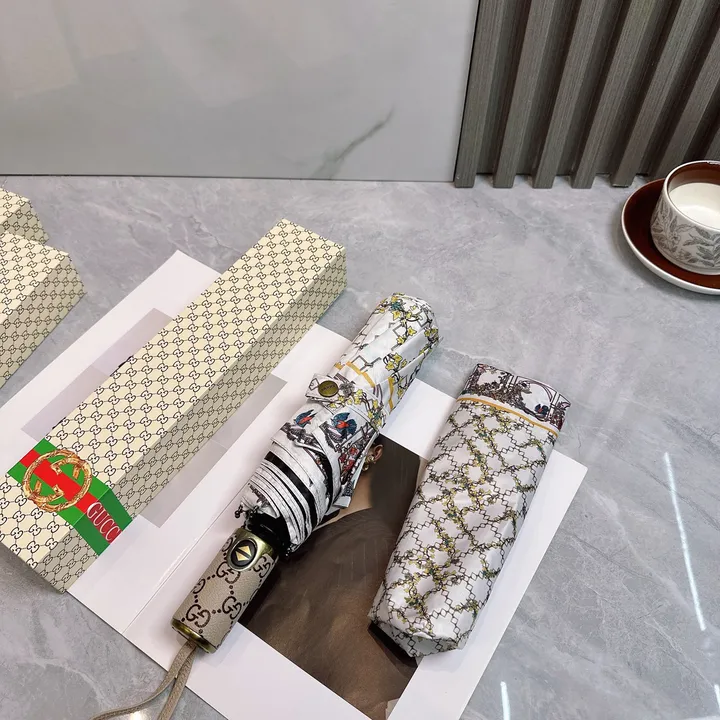 スーパーコピー グッチ 傘