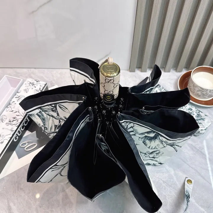 スーパーコピー グッチ 傘