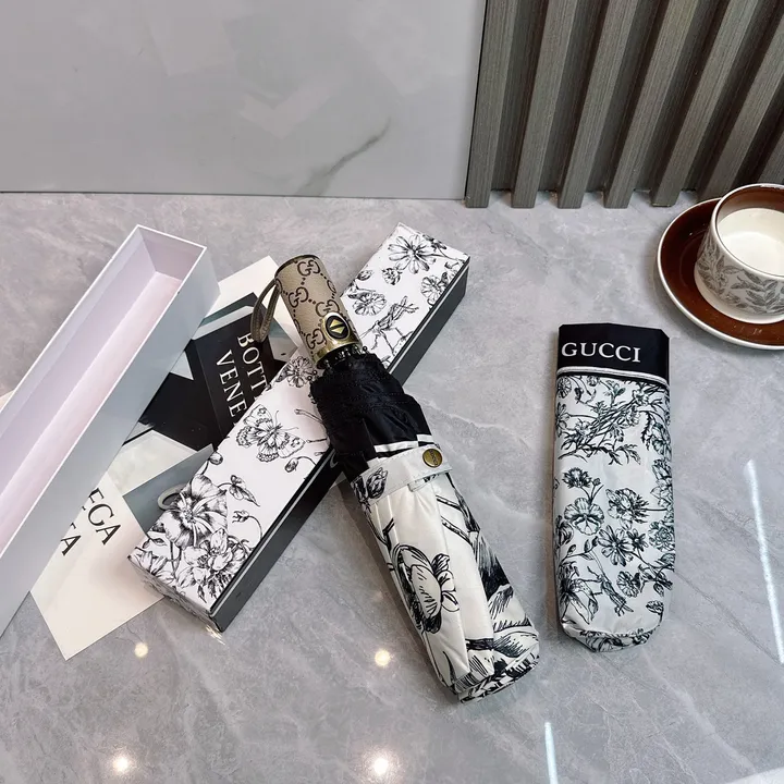 スーパーコピー グッチ 傘