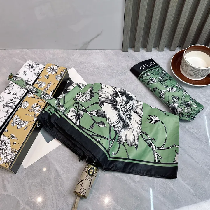 スーパーコピー グッチ 傘