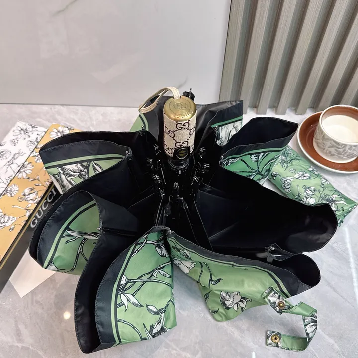 スーパーコピー グッチ 傘