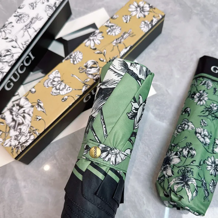 スーパーコピー グッチ 傘