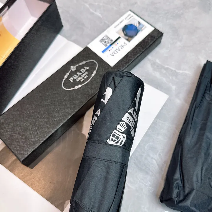 スーパーコピー プラダ 傘