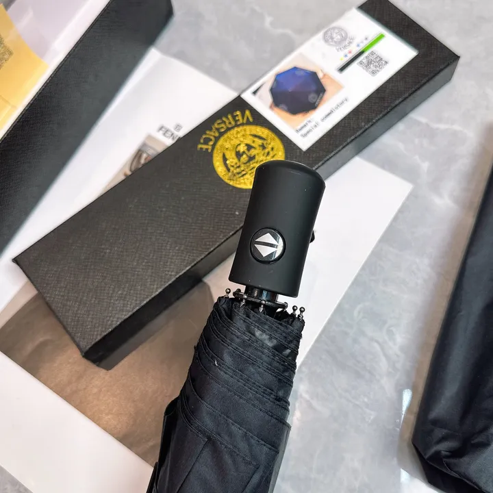 スーパーコピー ヴェルサーチ 傘