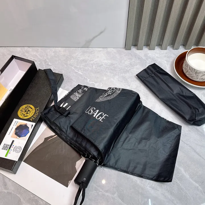 スーパーコピー ヴェルサーチ 傘