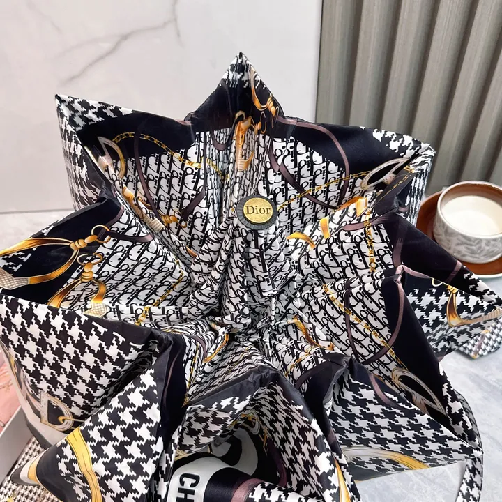 スーパーコピー ディオール 傘