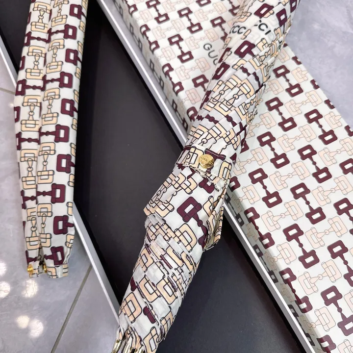 スーパーコピー グッチ 傘