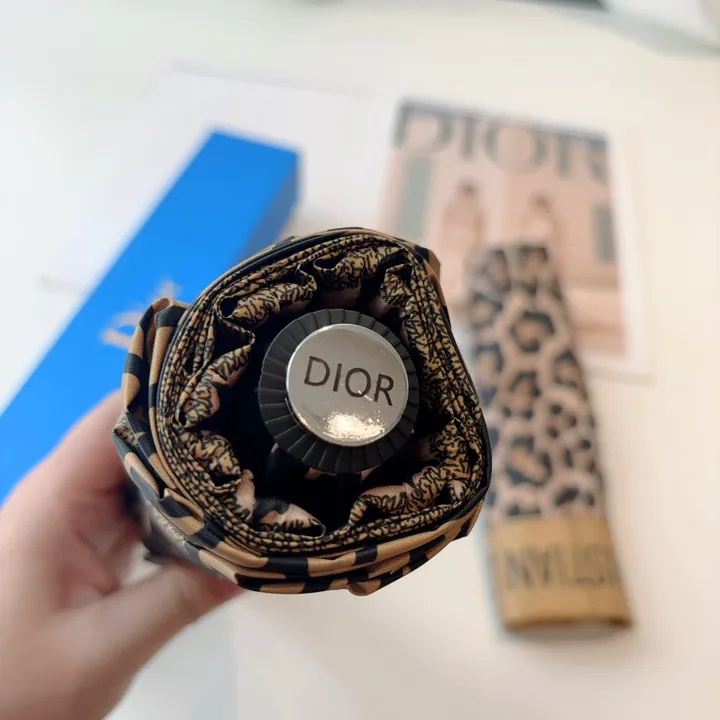 スーパーコピー ディオール 傘