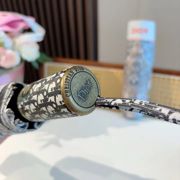 スーパーコピー ディオール 傘