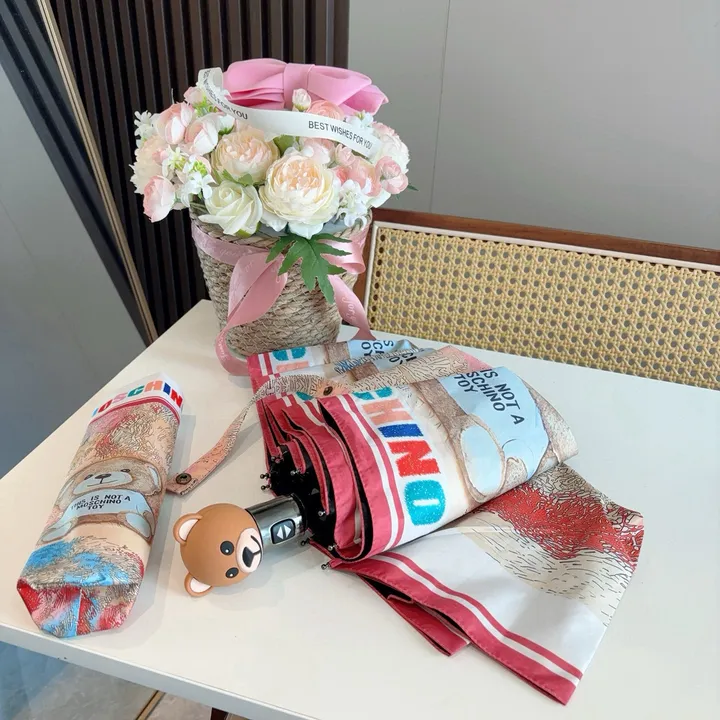 スーパーコピー カウズ 傘