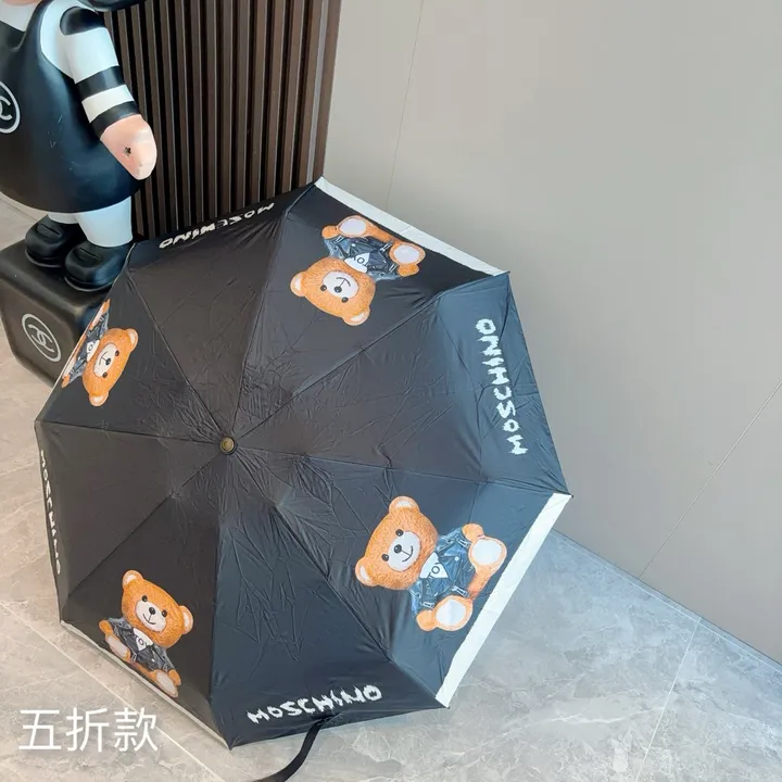 スーパーコピー カウズ 傘