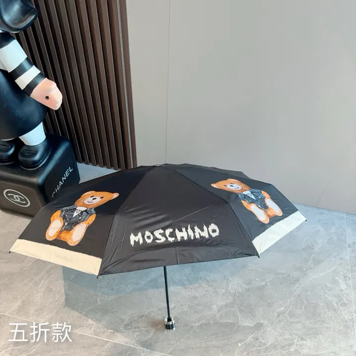 スーパーコピー カウズ 傘
