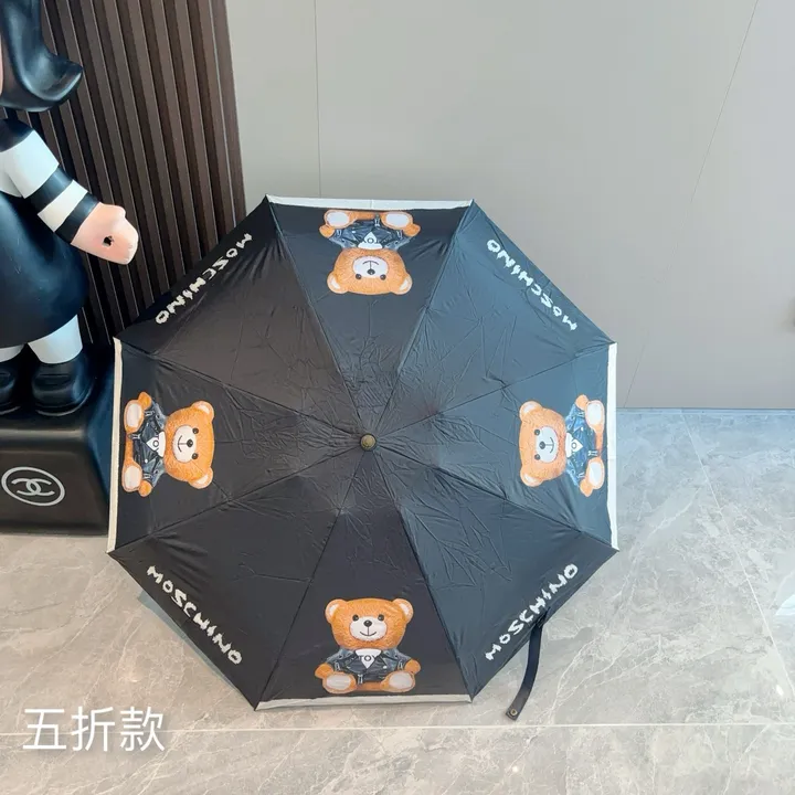 スーパーコピー カウズ 傘