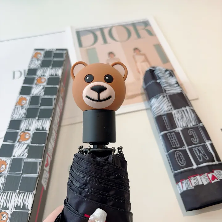 スーパーコピー カウズ 傘