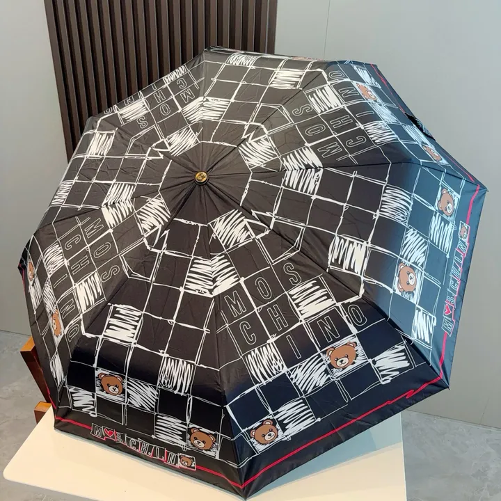 スーパーコピー カウズ 傘