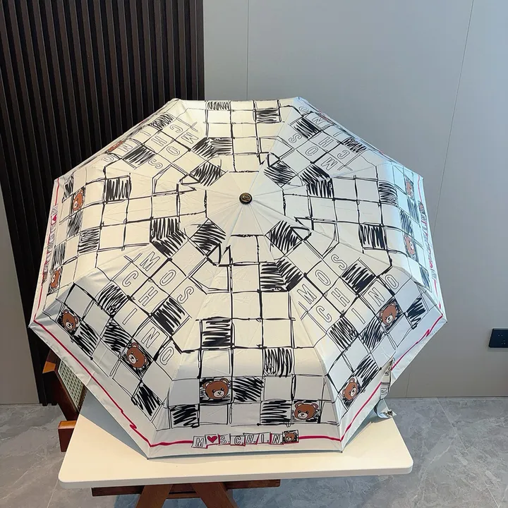 スーパーコピー カウズ 傘