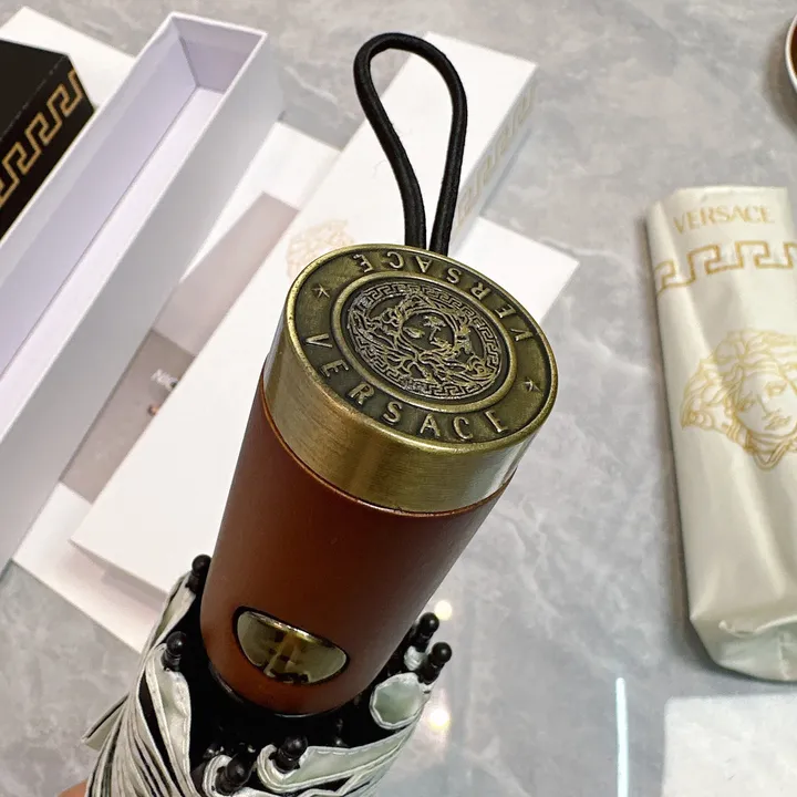 スーパーコピー ヴェルサーチ 傘