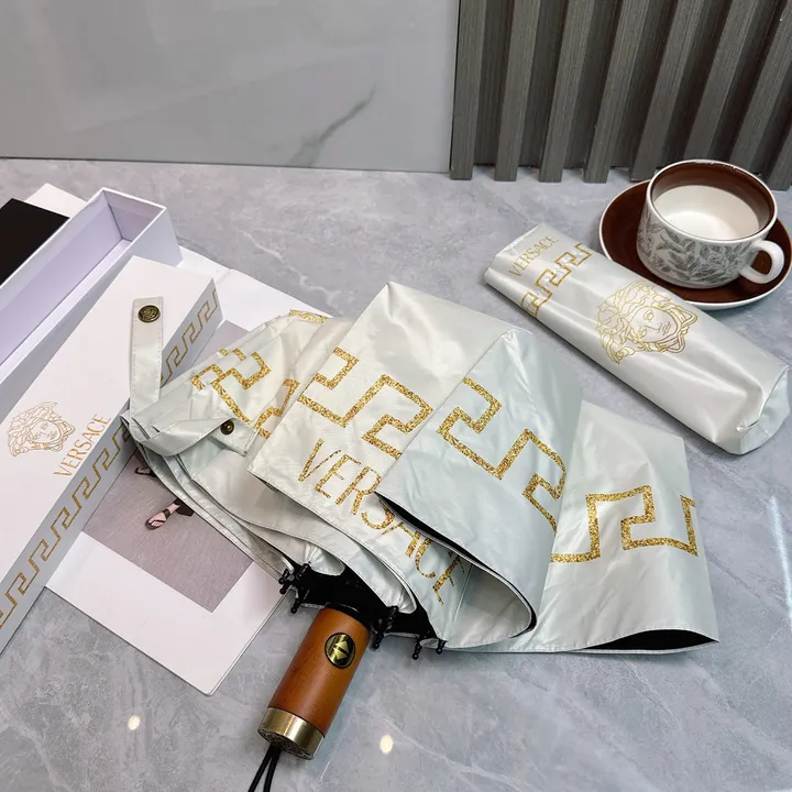 スーパーコピー ヴェルサーチ 傘