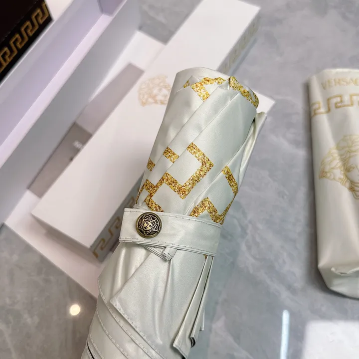 スーパーコピー ヴェルサーチ 傘