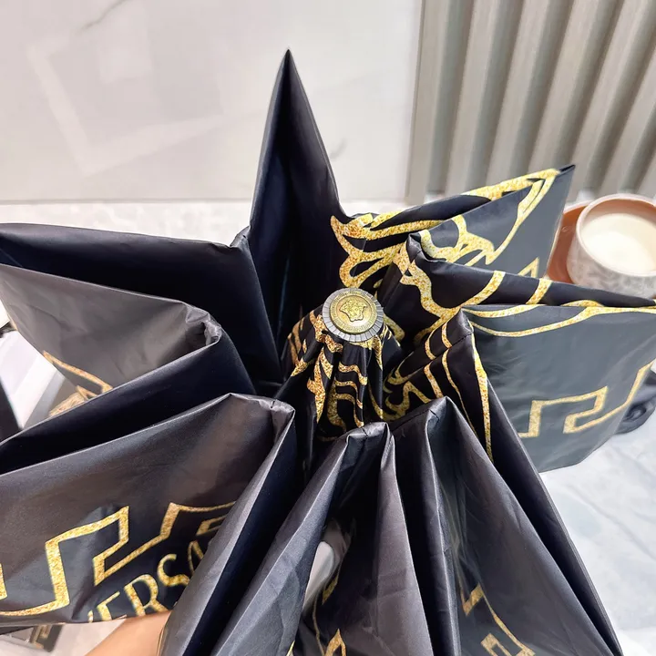 スーパーコピー ヴェルサーチ 傘