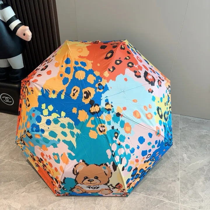 スーパーコピー カウズ 傘