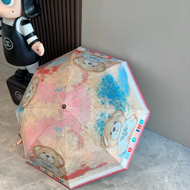 スーパーコピー カウズ 傘