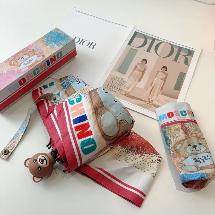 スーパーコピー モスキーノ 傘